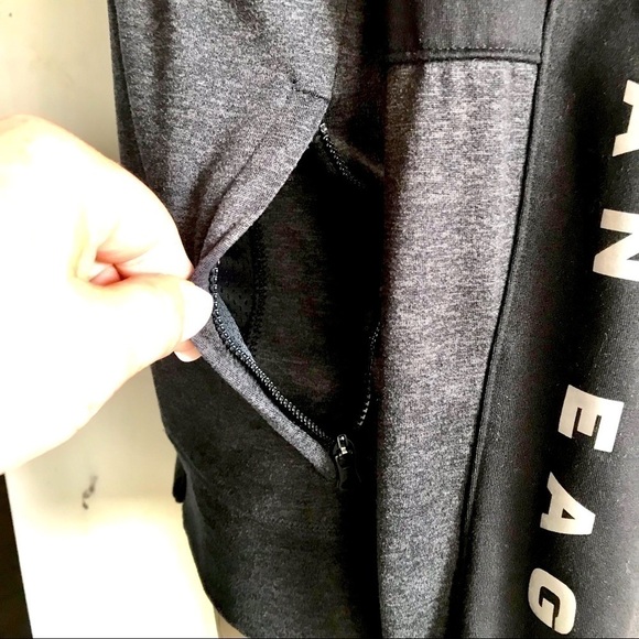 𝅺AMERICAN Eagle USA Black Grey Color Block Hooded Jacket Zip Up Pockets Y2K XS - Picture 8 of 11